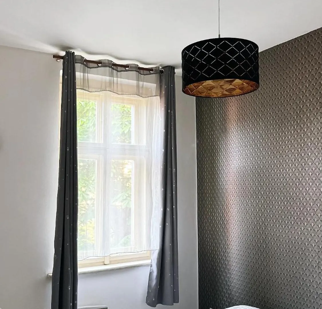 Cozy Studio Near City 布拉格