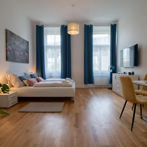 Appartement Washingtonova Cr, Praag