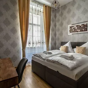 Design 3bdr In Residence, Free Parking Apartament